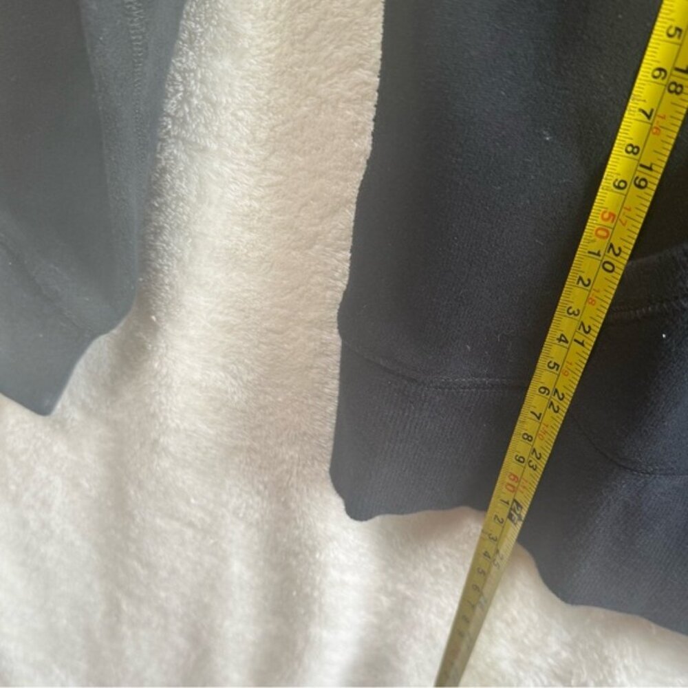 Aritzia TNA Baltic Cotton Hoodie Logo Pocket Sweatshirt Cozy Soft Top Sweater L - Picture 16 of 16